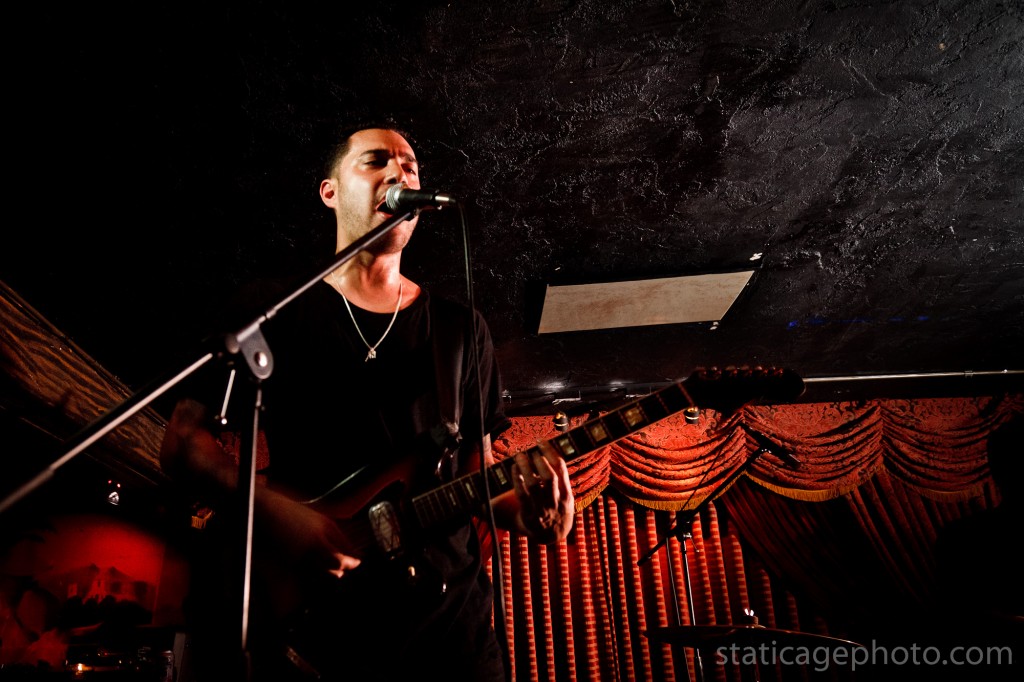 Hanni El Khatib at Revival Sessions (2/18/2011) © 2011 Michael Kang